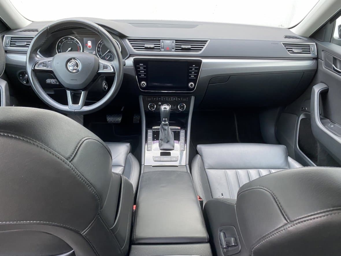2018 Škoda SUPERB - 8