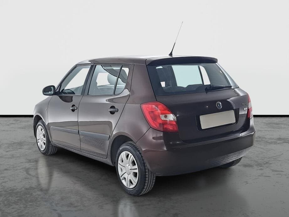 2011 Škoda FABIA - 5