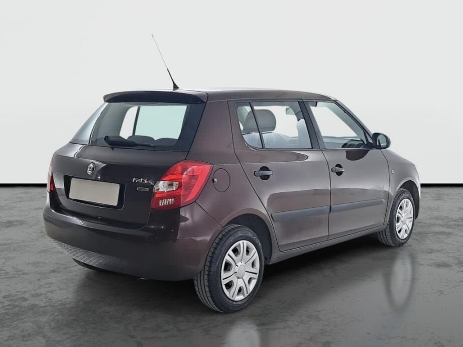 2011 Škoda FABIA - 7