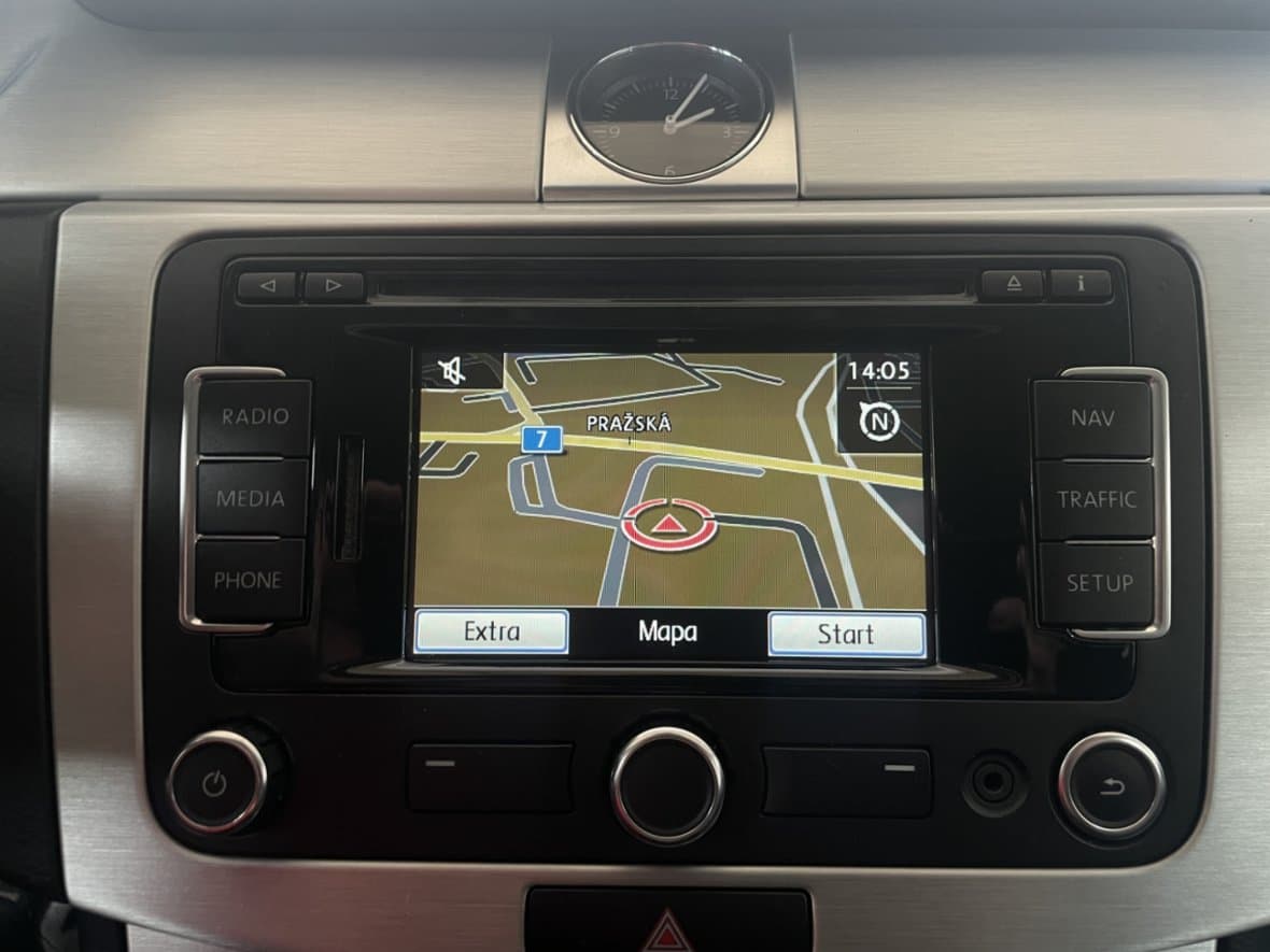 2013 Volkswagen PASSAT - 14