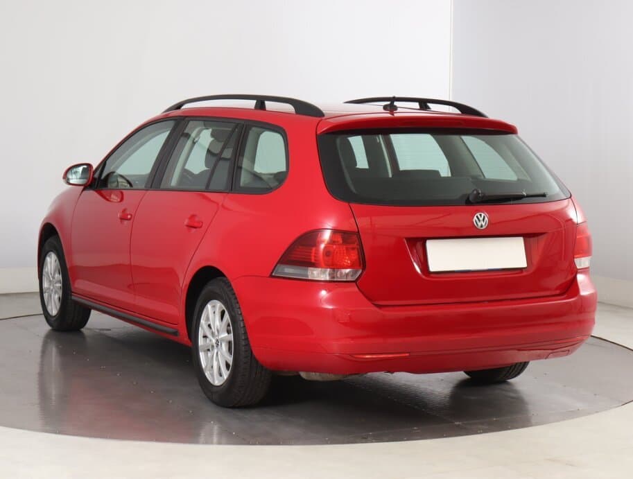 2010 Volkswagen GOLF - 5