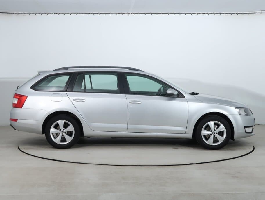 2016 Škoda OCTAVIA - 8