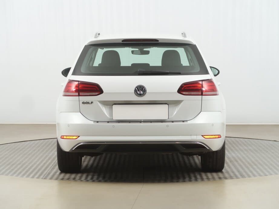 2019 Volkswagen GOLF - 6