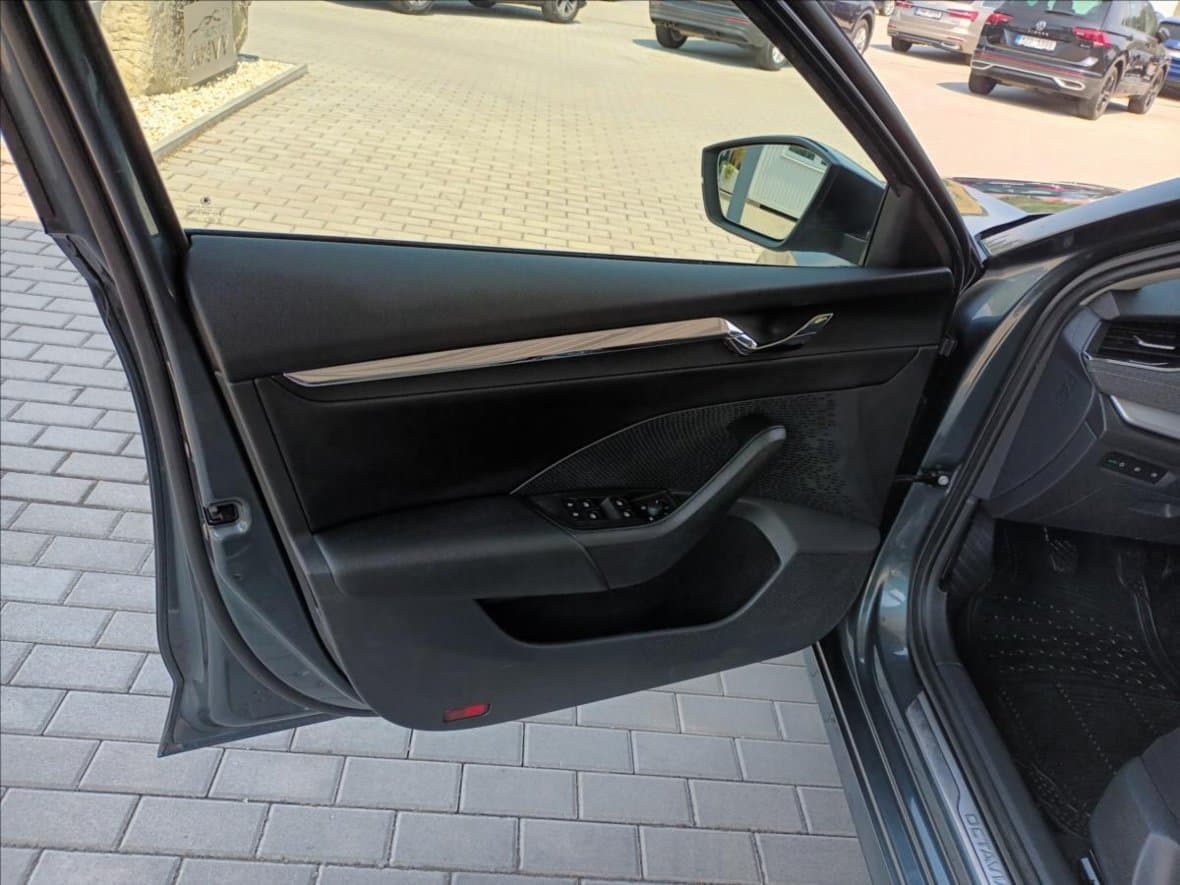 2020 Škoda OCTAVIA - 16