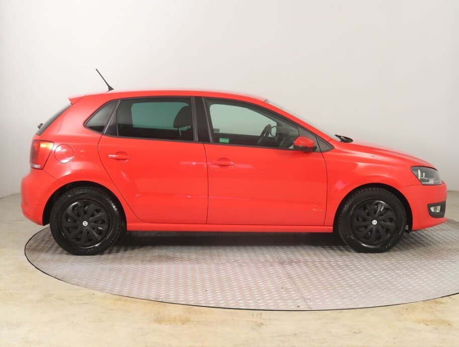 2010 Volkswagen POLO - 8
