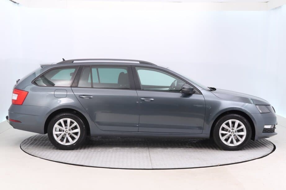 2017 Škoda OCTAVIA - 8