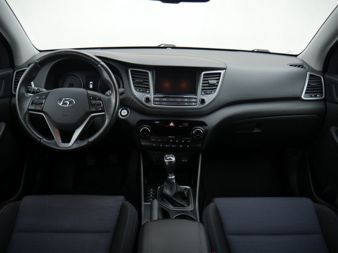 2015 Hyundai TUCSON - 8