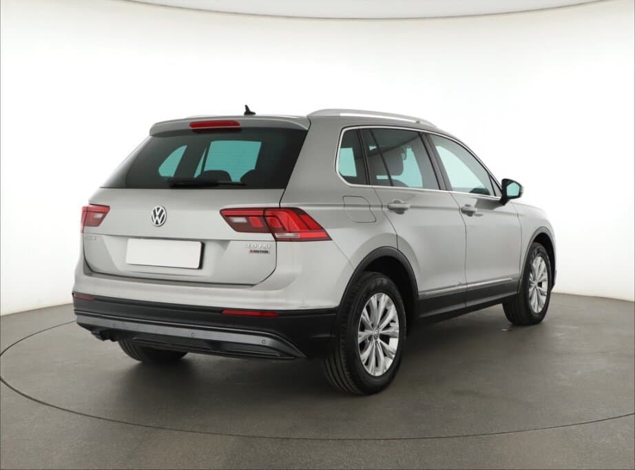 2016 Volkswagen TIGUAN - 7