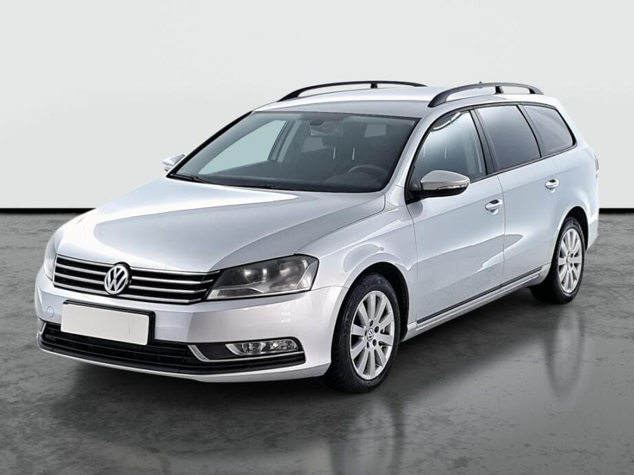 2011 Volkswagen PASSAT - 3