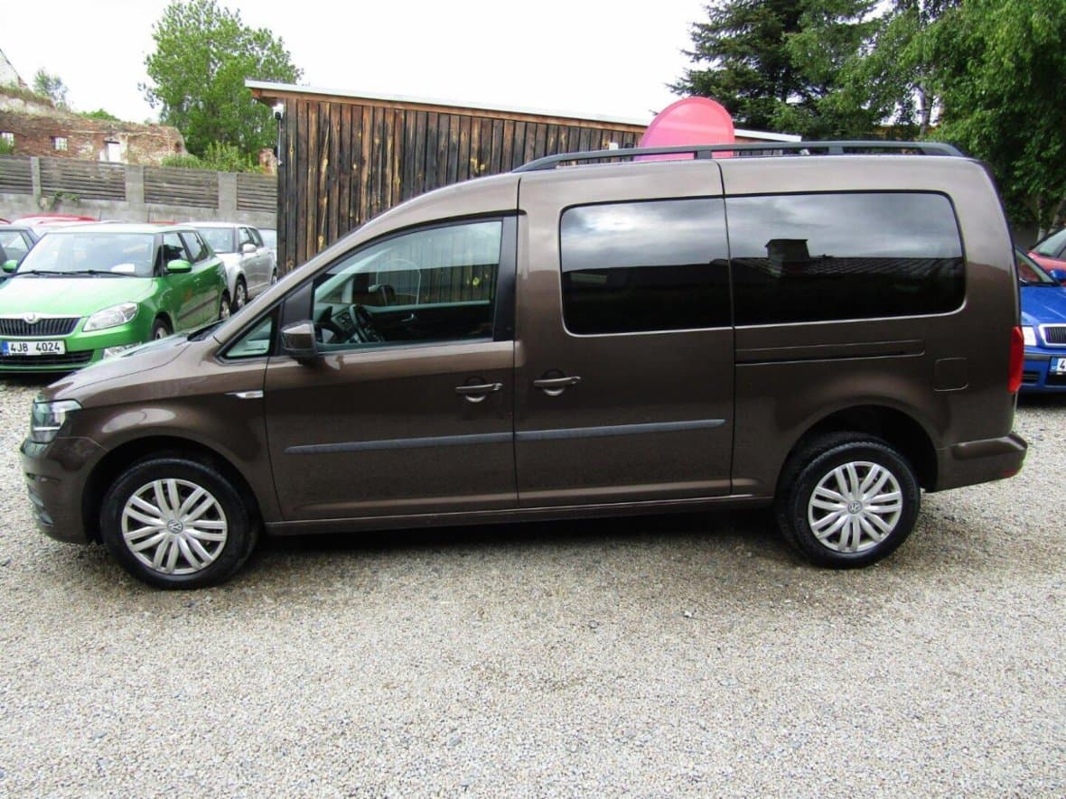 2015 Volkswagen Caddy - 3