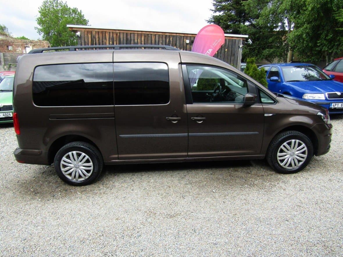 2015 Volkswagen Caddy - 9