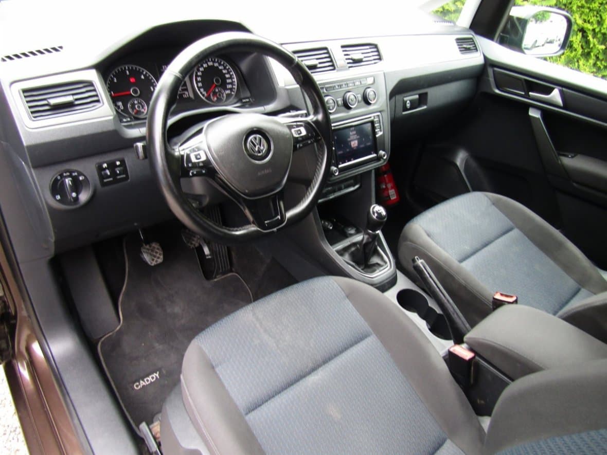 2015 Volkswagen Caddy - 13