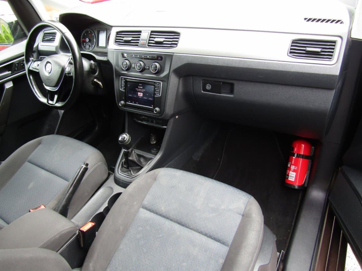 2015 Volkswagen Caddy - 14