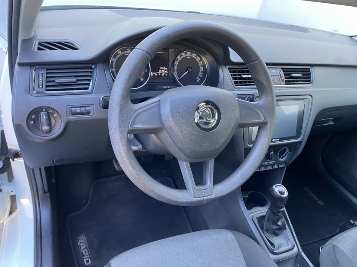 2018 Škoda RAPID - 12