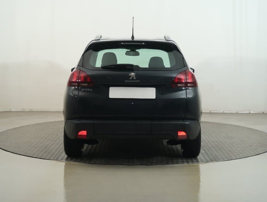 2019 Peugeot 2008 - 6