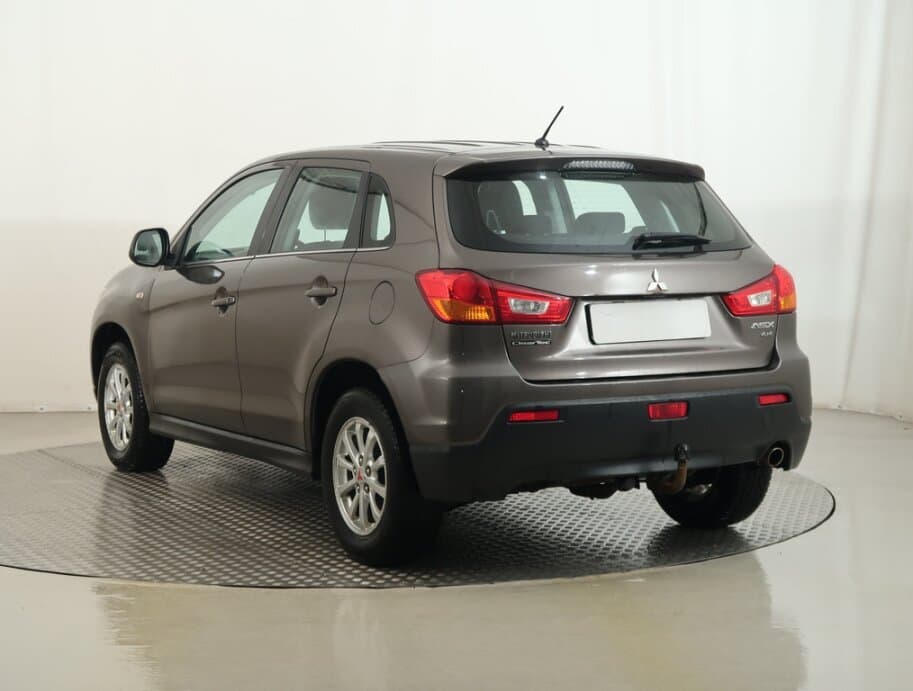 2012 Mitsubishi ASX - 5