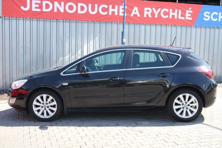 2011 Opel ASTRA - 4
