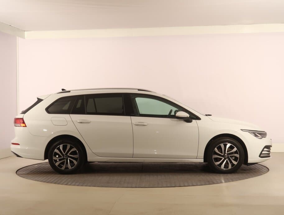 2023 Volkswagen GOLF - 8