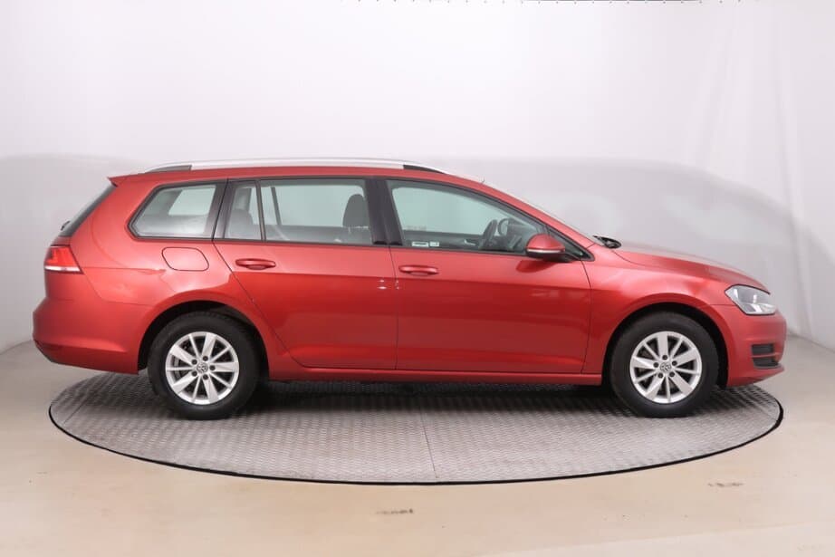 2016 Volkswagen GOLF - 8
