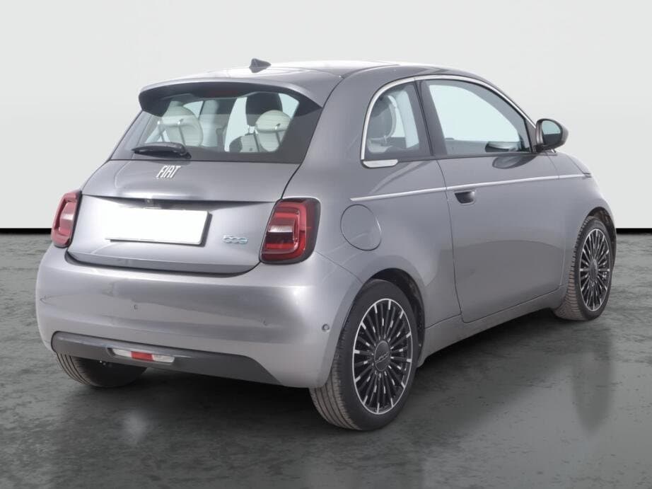 2021 Fiat 500e - 7