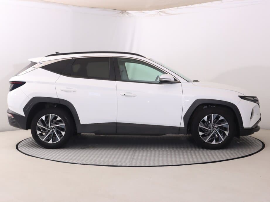 2021 Hyundai TUCSON - 8