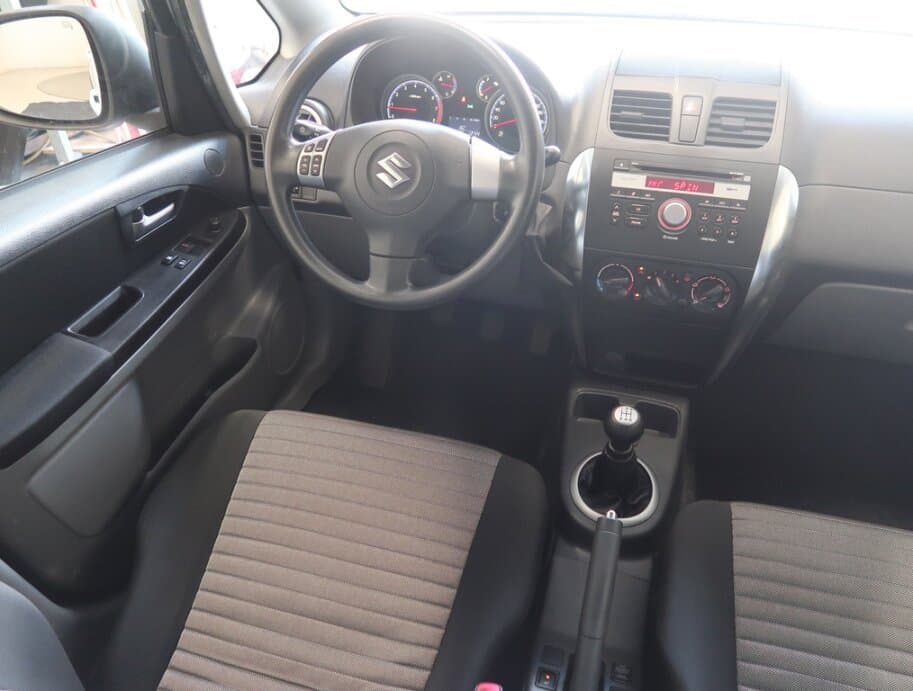 2012 Suzuki SX4 - 9