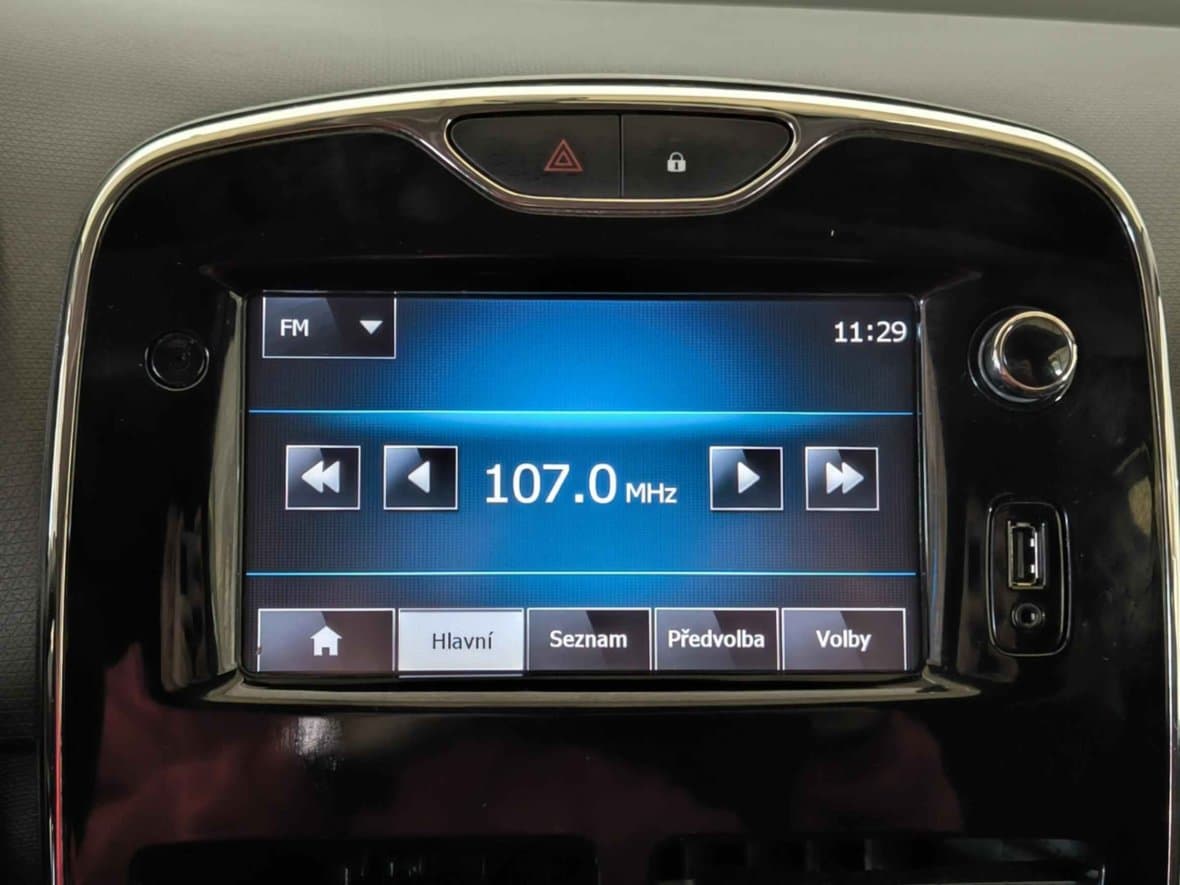 2014 Renault CLIO - 14