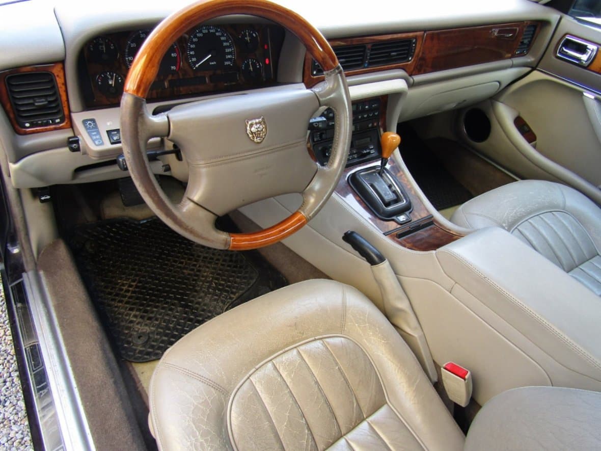 2015 Volkswagen Caddy - 13