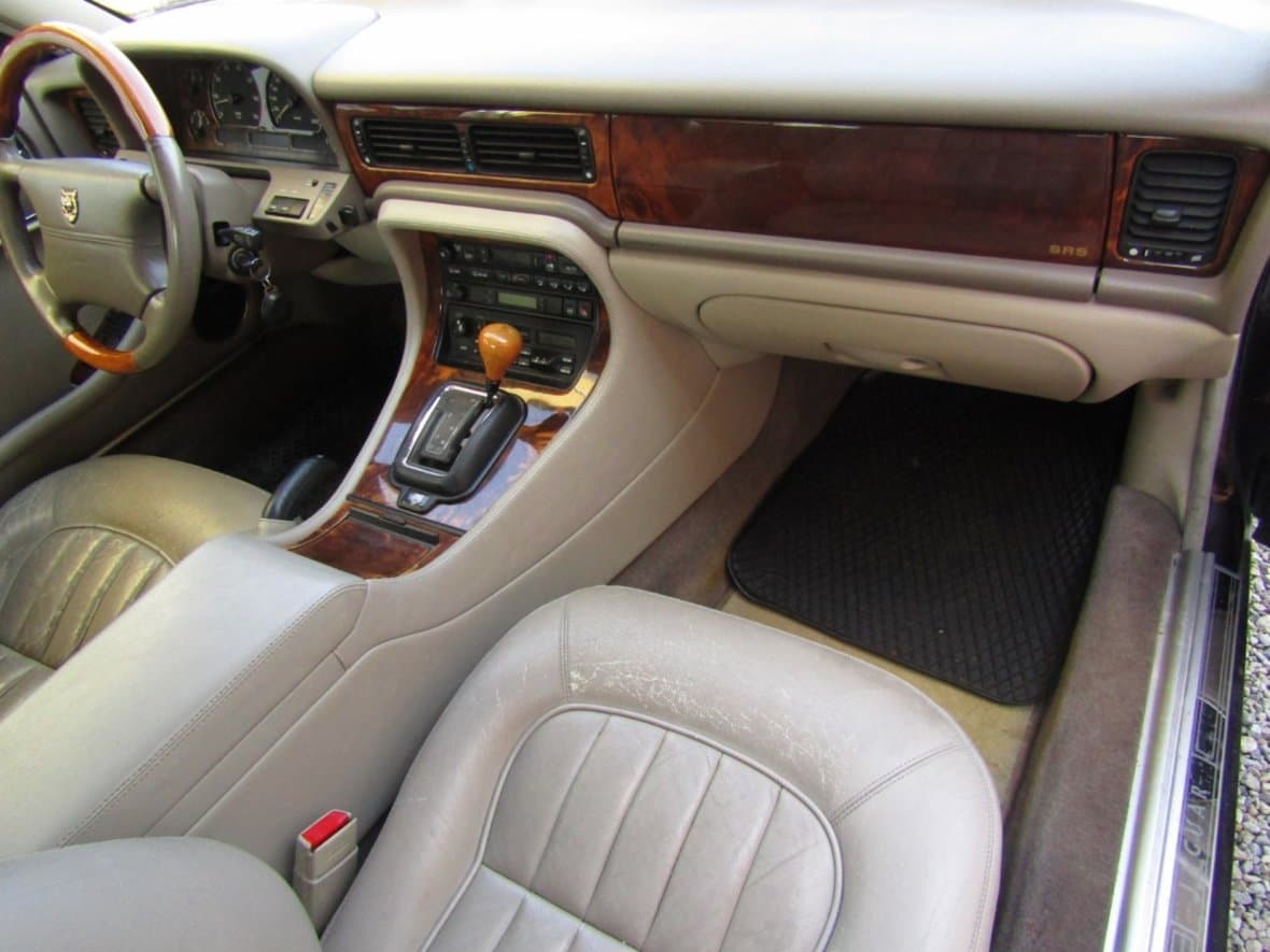 2015 Volkswagen Caddy - 14