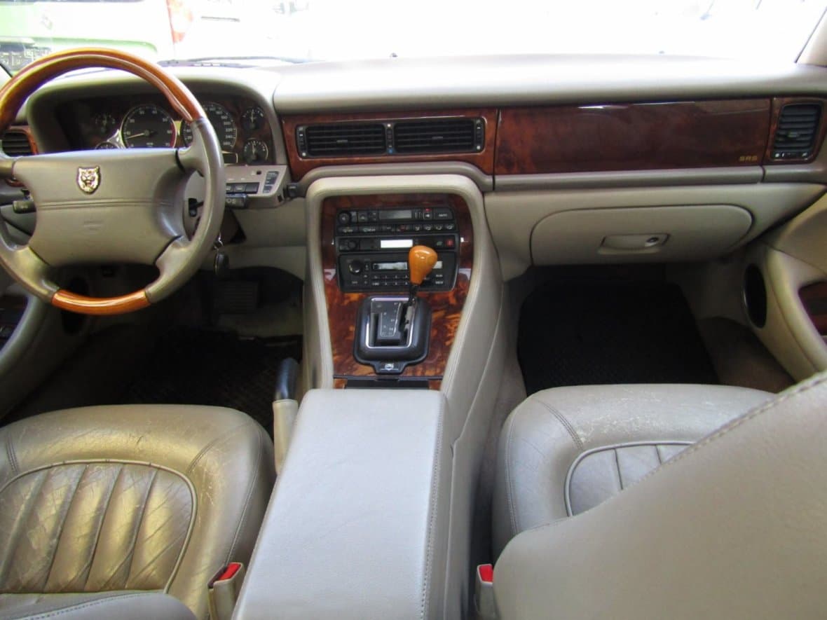 2015 Volkswagen Caddy - 15