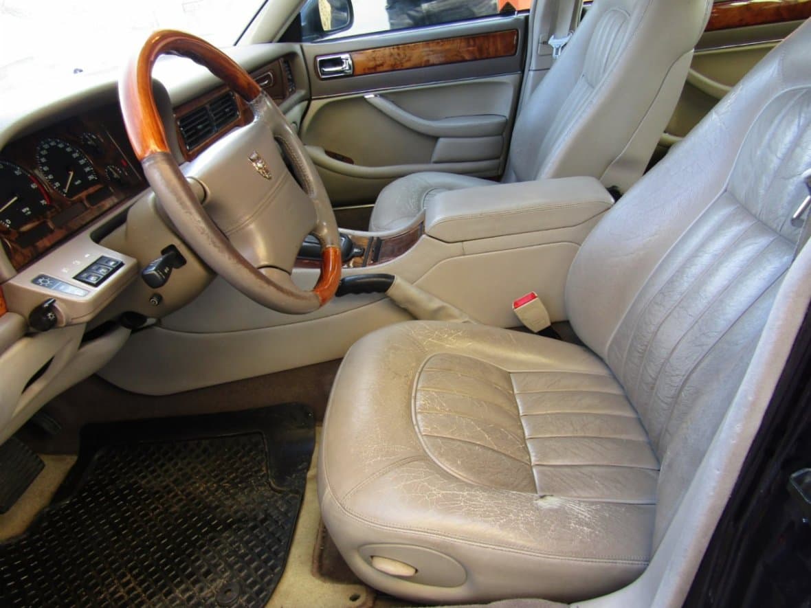 2015 Volkswagen Caddy - 19