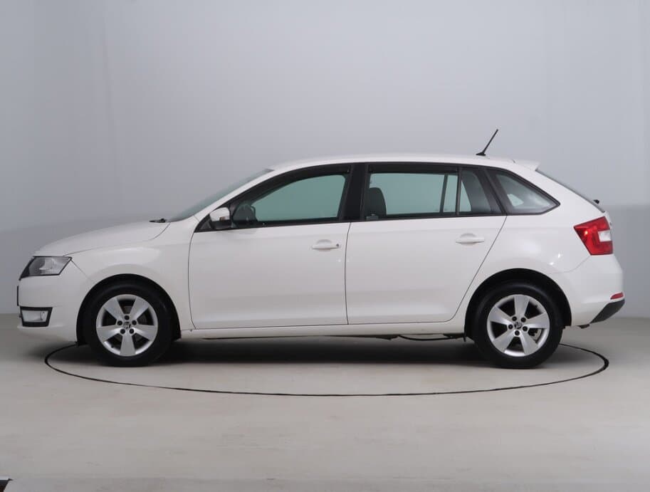 2016 Škoda RAPID - 10