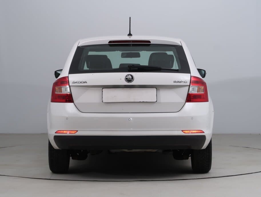 2016 Škoda RAPID - 16