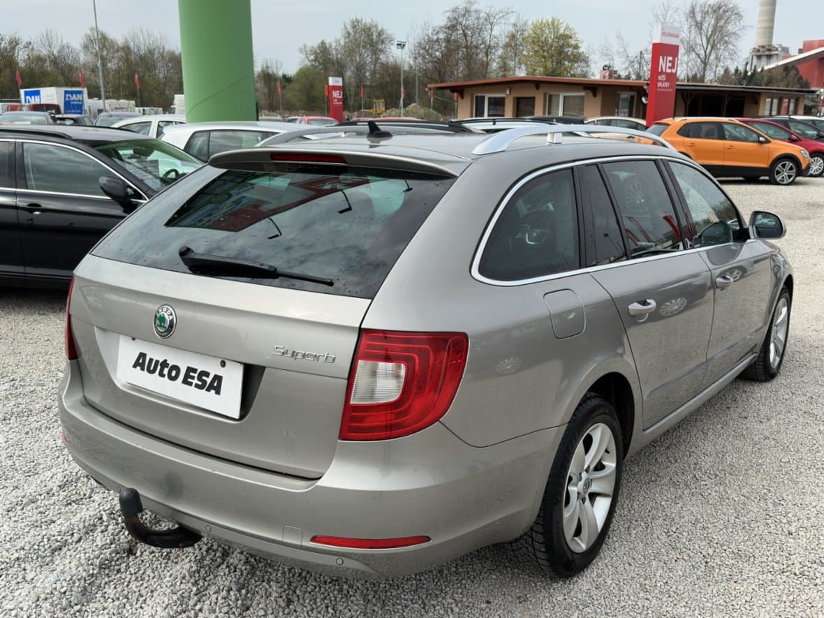 2012 Škoda SUPERB - 4
