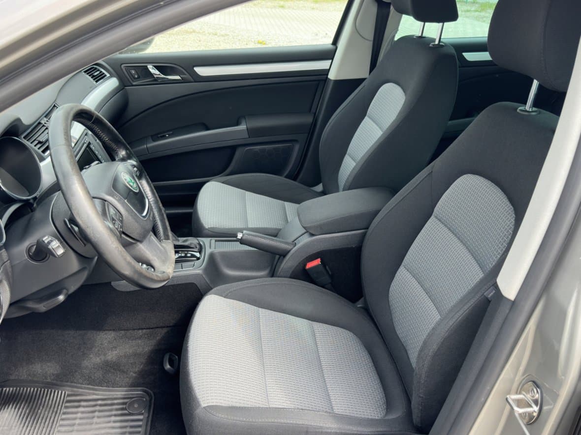 2012 Škoda SUPERB - 9