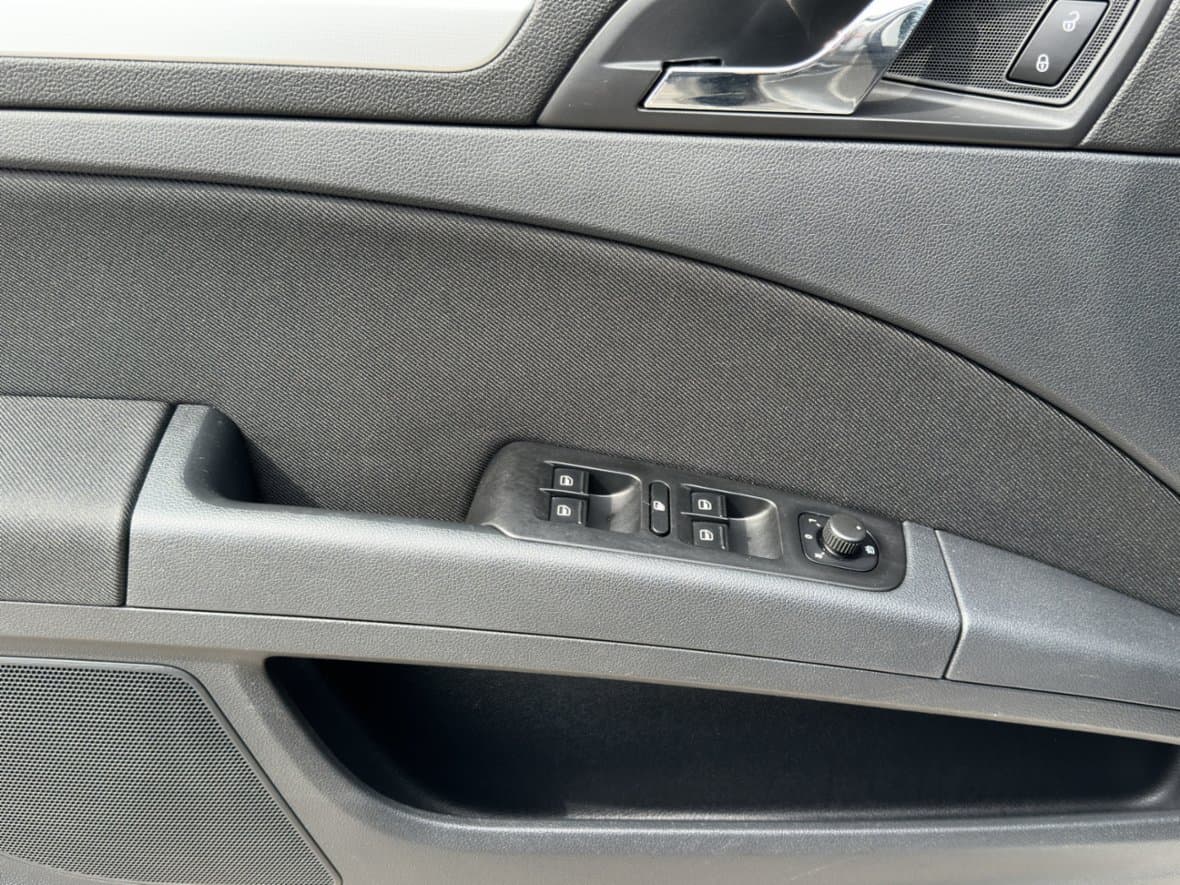 2012 Škoda SUPERB - 11