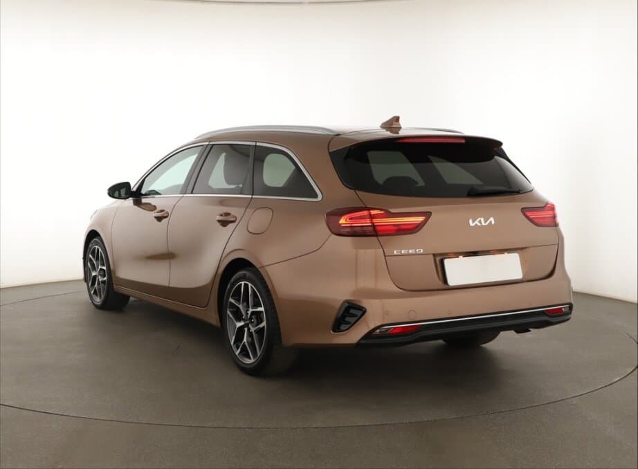 2023 Kia CEE'D - 9
