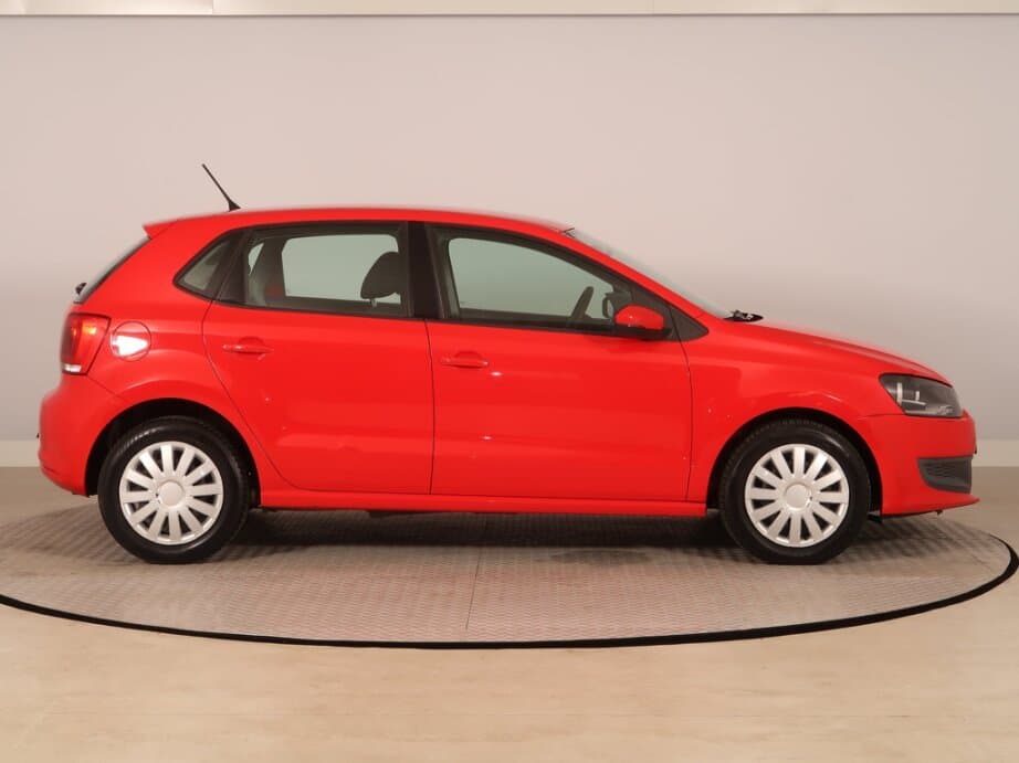 2010 Volkswagen POLO - 8