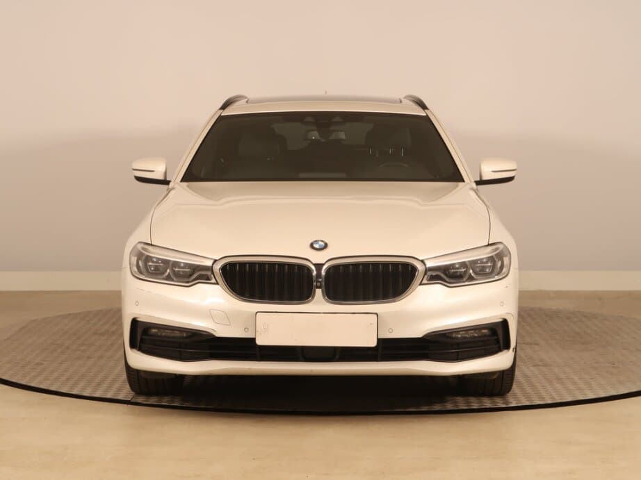 2020 BMW 5-SERIES - 2