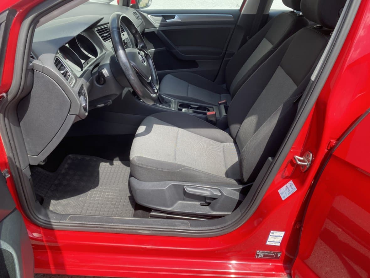 2014 Volkswagen GOLF - 9