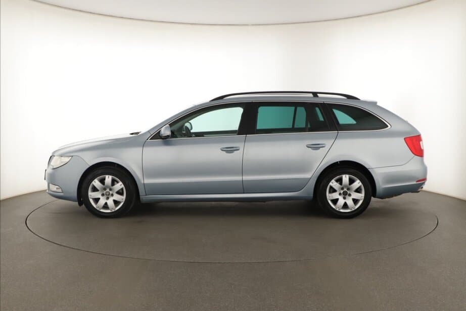 2012 Škoda SUPERB - 4