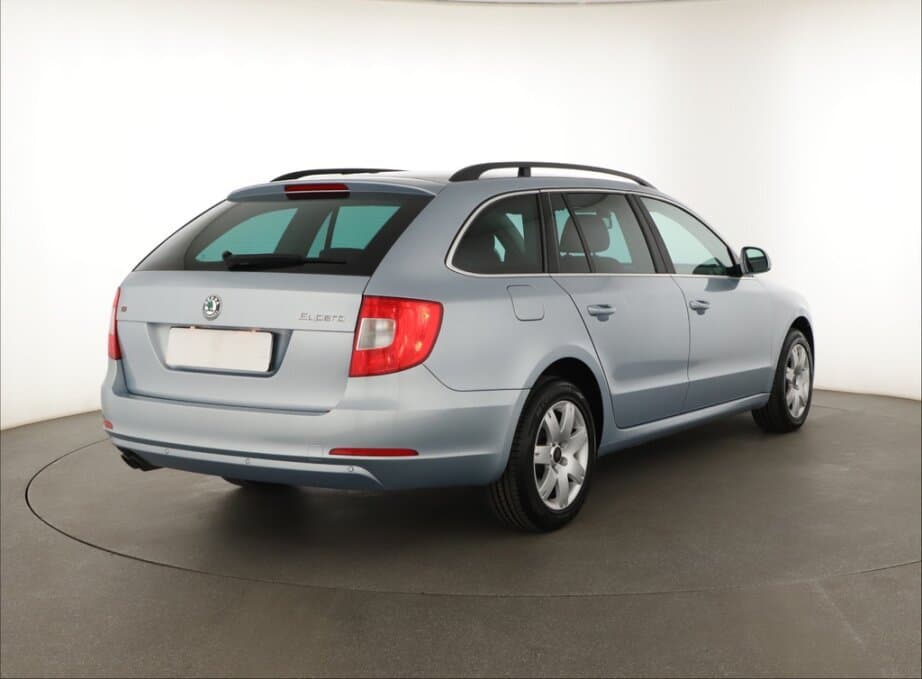 2012 Škoda SUPERB - 7