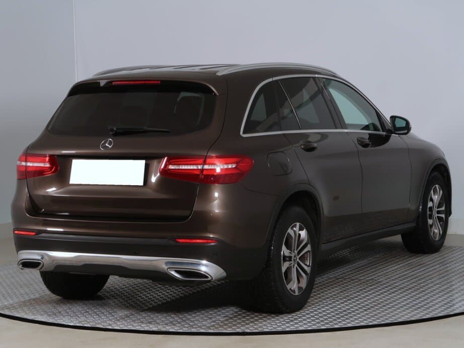 2017 Mercedes-Benz GLC - 7