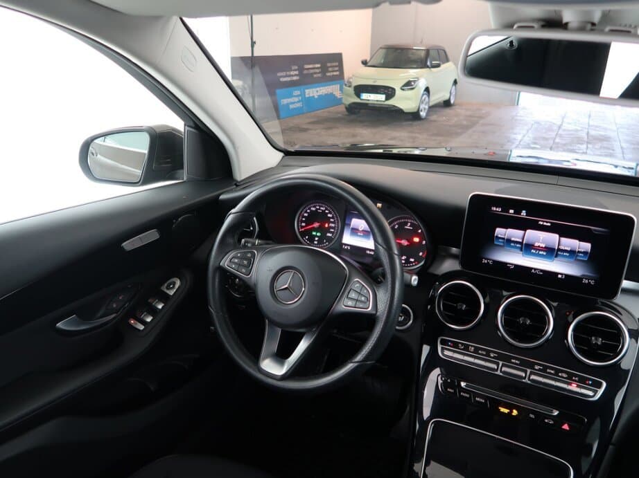 2017 Mercedes-Benz GLC - 9
