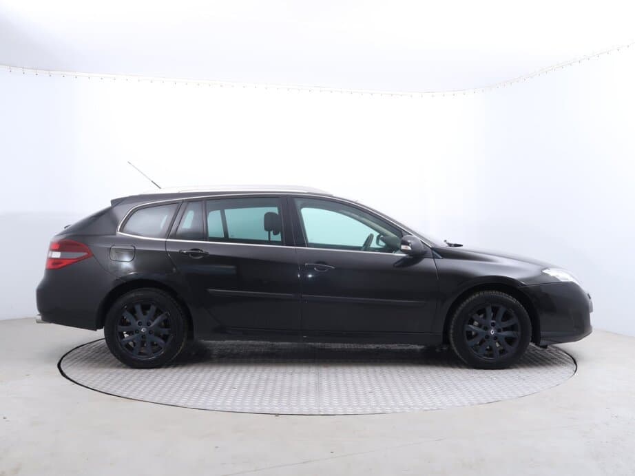 2010 Renault LAGUNA - 8