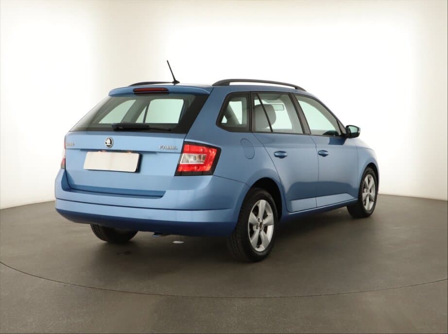 2015 Škoda FABIA - 7