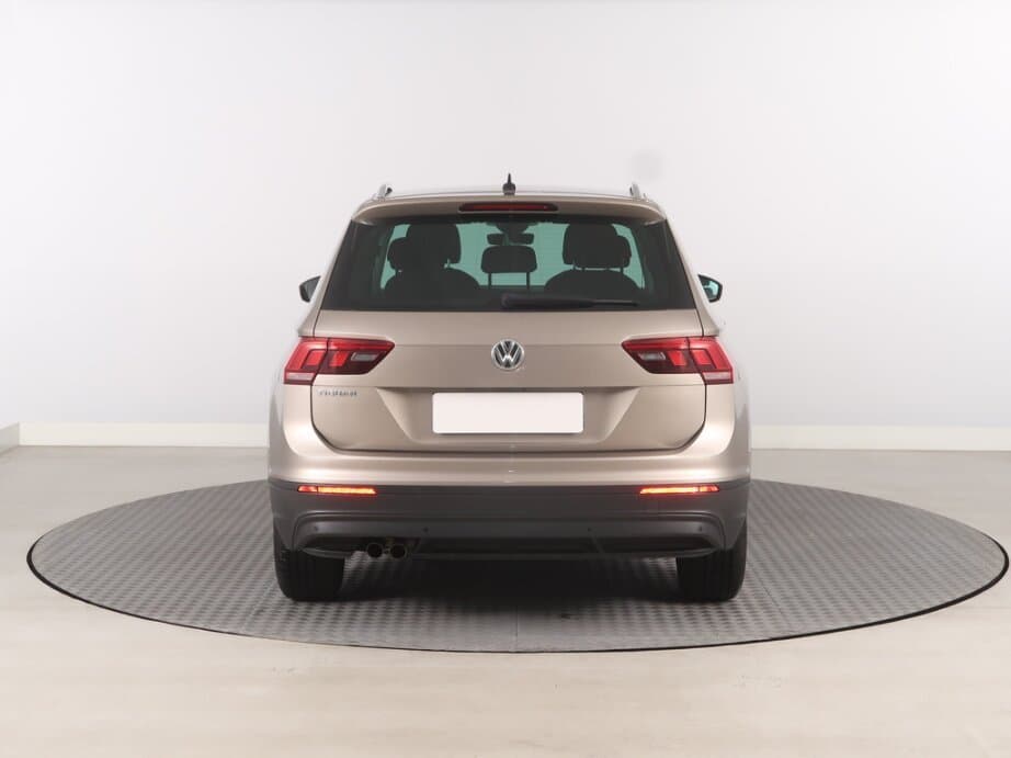 2019 Volkswagen TIGUAN - 6