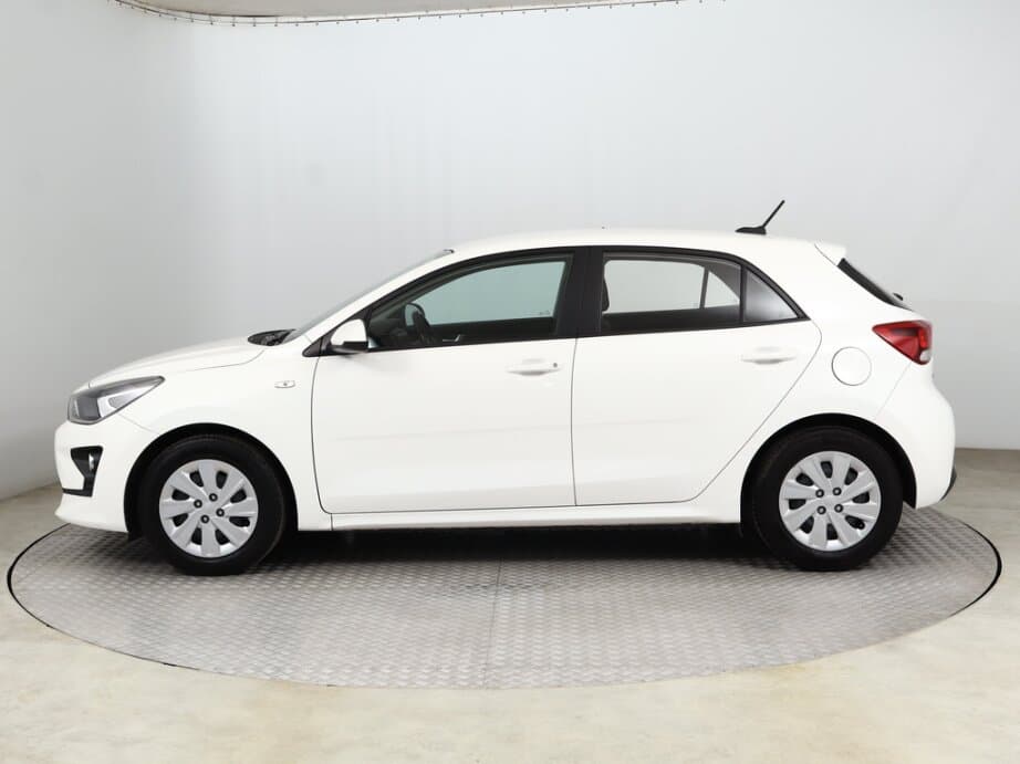 2022 Kia RIO - 4