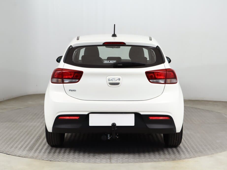 2022 Kia RIO - 6