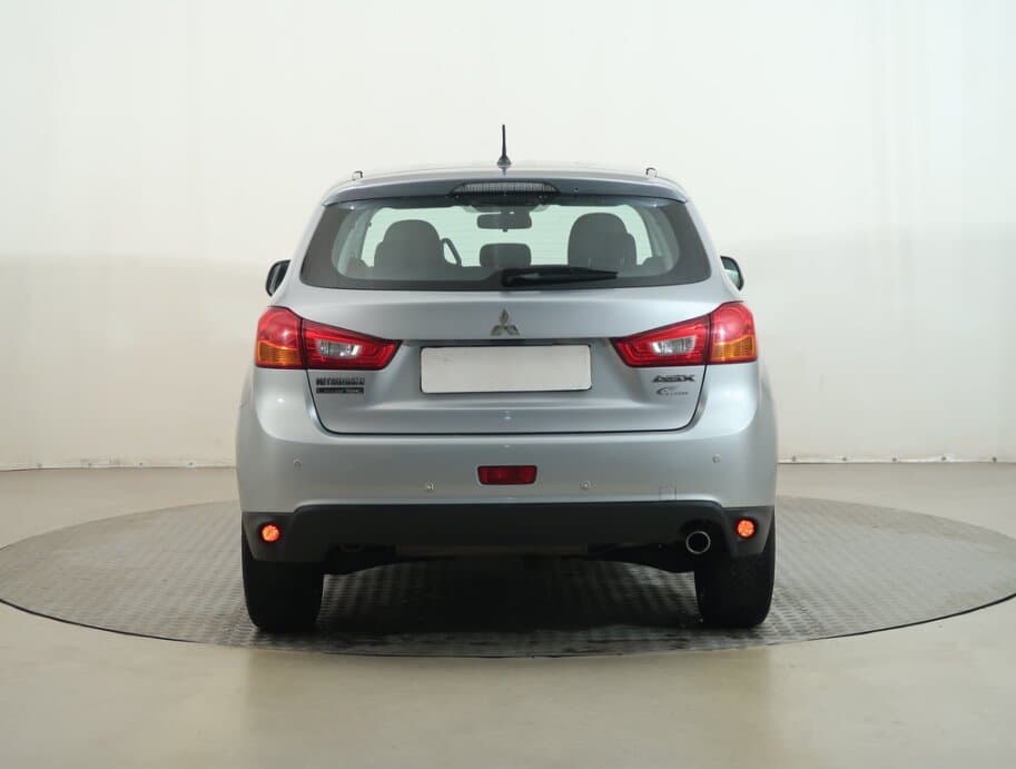 2016 Mitsubishi ASX - 6